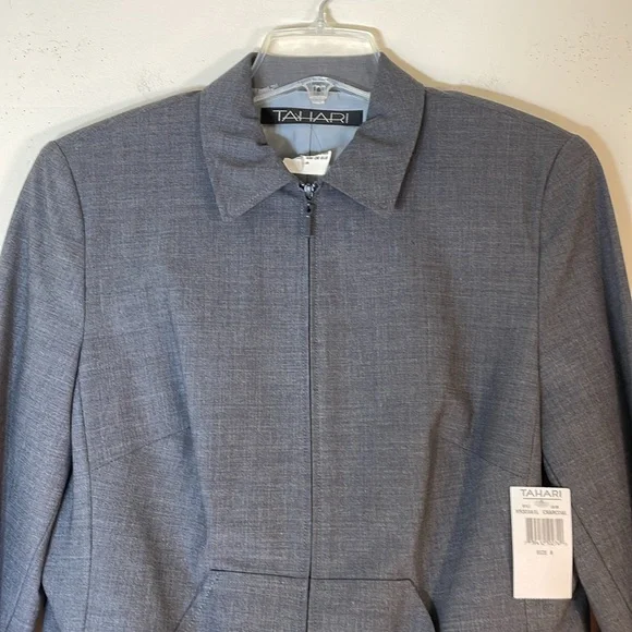 NWT. Vintage Tahari Wool USA MADE Zip Front Jacket. 8. - Picture 4 of 12